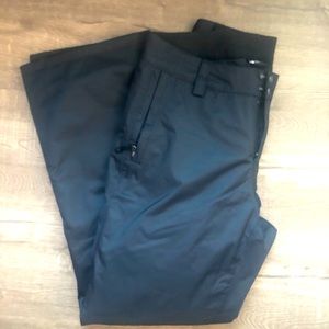 New without tags North Face snow pants -Sz L